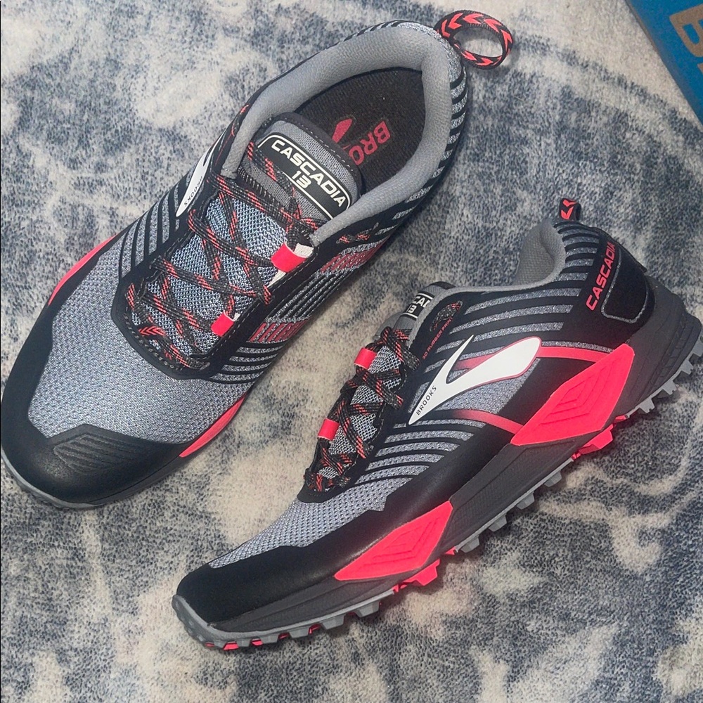Brooks Cascadia 13 Black and Red Trail Shoes